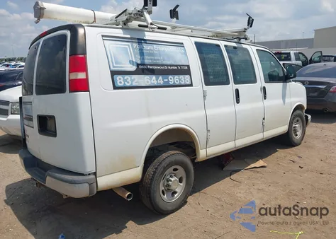 2014 Chevrolet Express 2500 Work Van z USA, uszkodzony, nr VIN 1GCWGFCAXE1153273